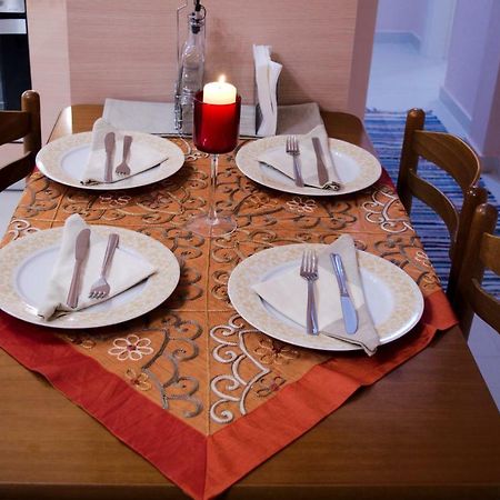 George'S Cozy Apartment In Plaka Atenas Exterior foto
