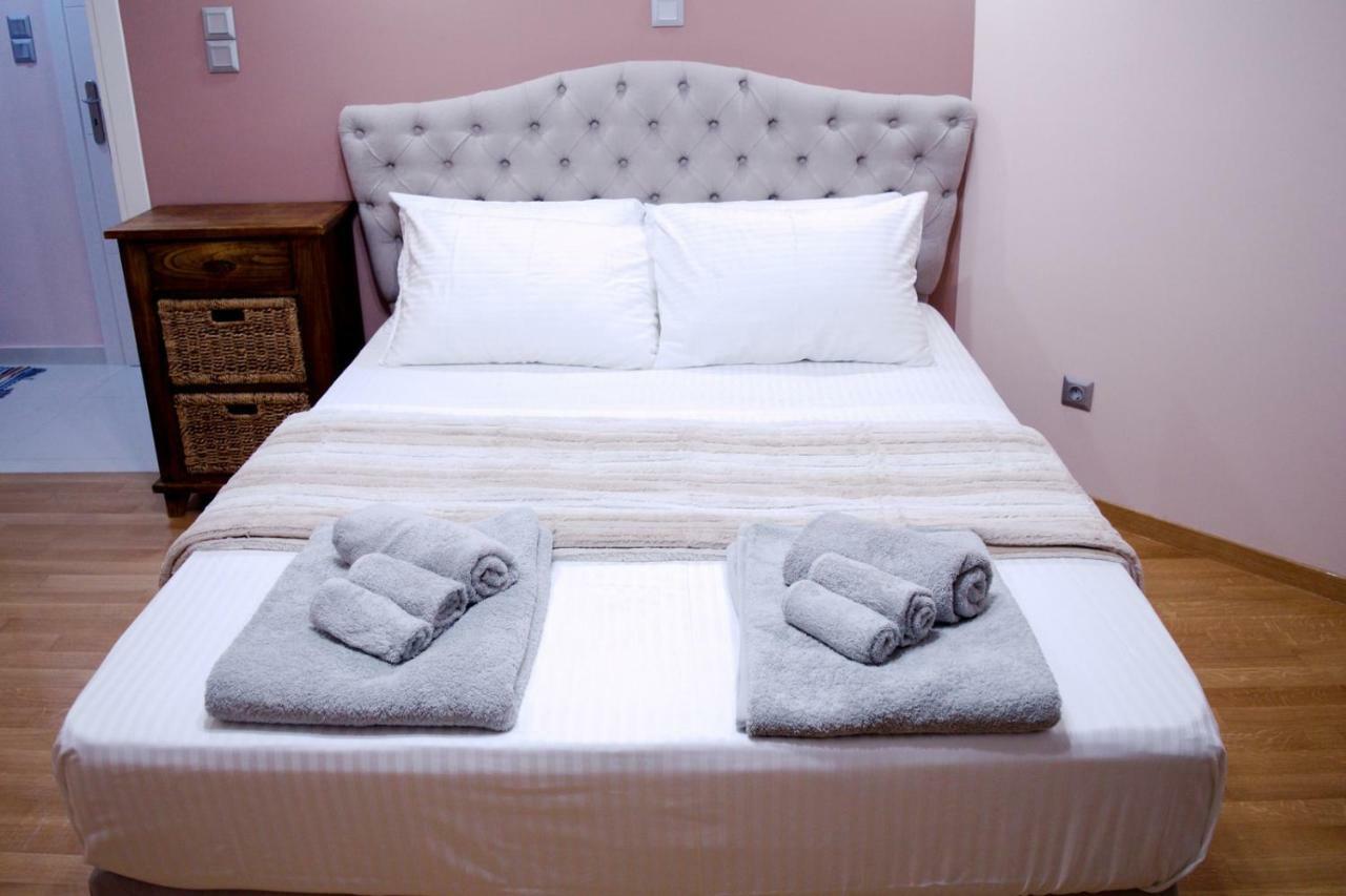 George'S Cozy Apartment In Plaka Atenas Exterior foto