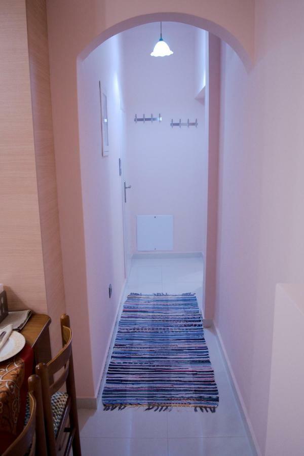 George'S Cozy Apartment In Plaka Atenas Exterior foto