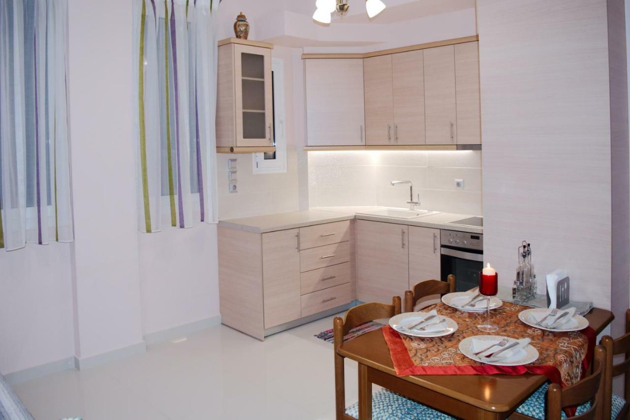 George'S Cozy Apartment In Plaka Atenas Exterior foto